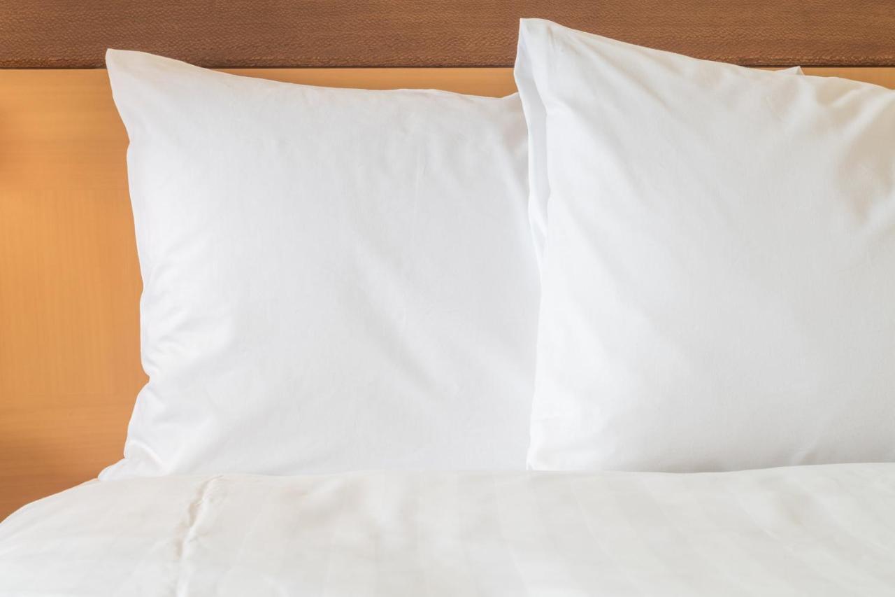 Holiday Inn Express & Suites Galesburg By Ihg Bagian luar foto