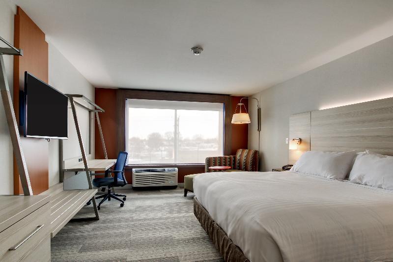 Holiday Inn Express & Suites Galesburg By Ihg Bagian luar foto