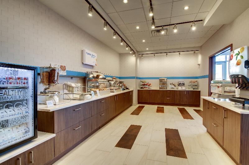 Holiday Inn Express & Suites Galesburg By Ihg Bagian luar foto